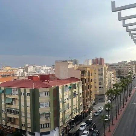 Lejlighed Atico En Centro Alicante